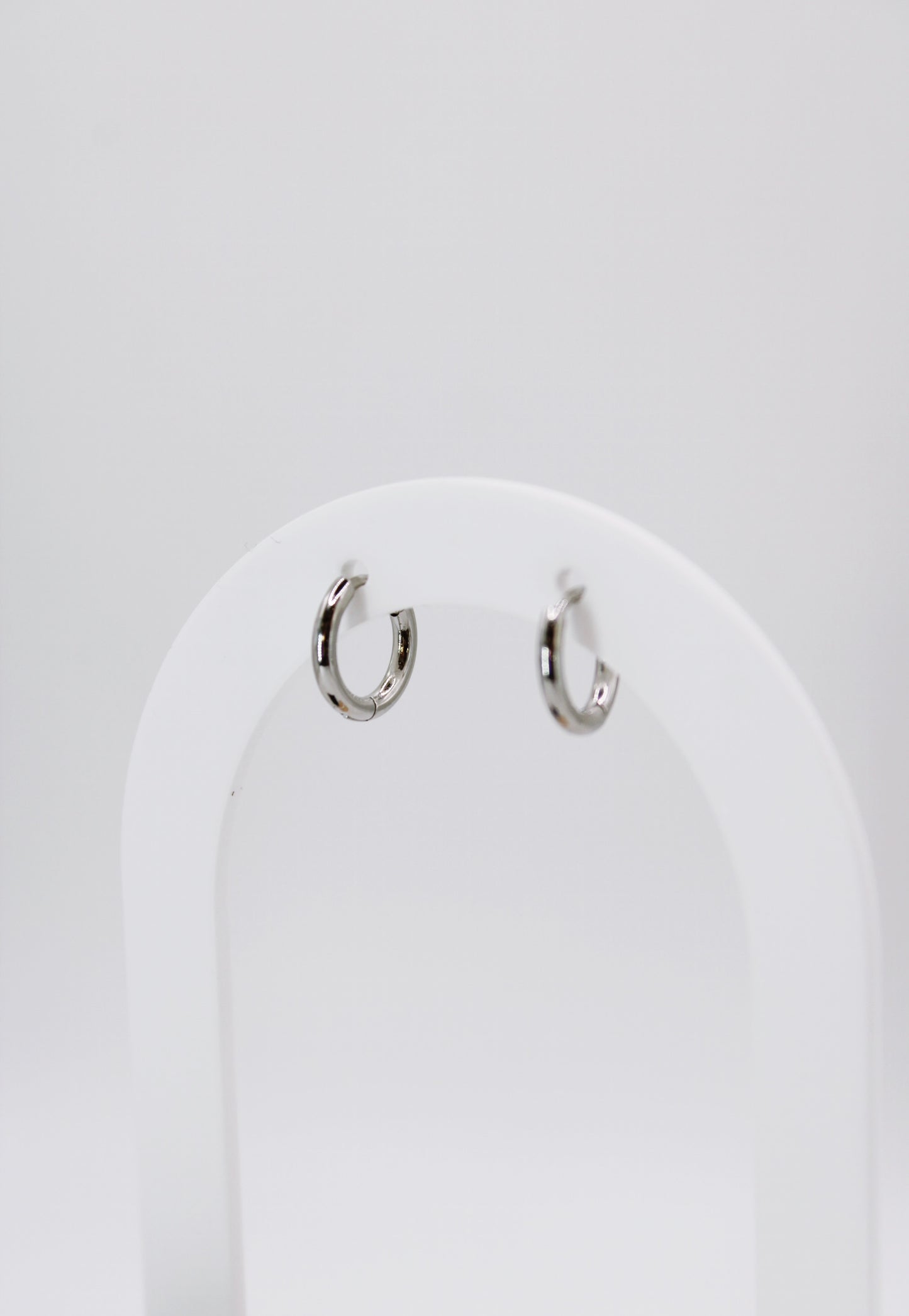 Cloud Line Hoops